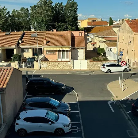 300m De La * Valras-Plage